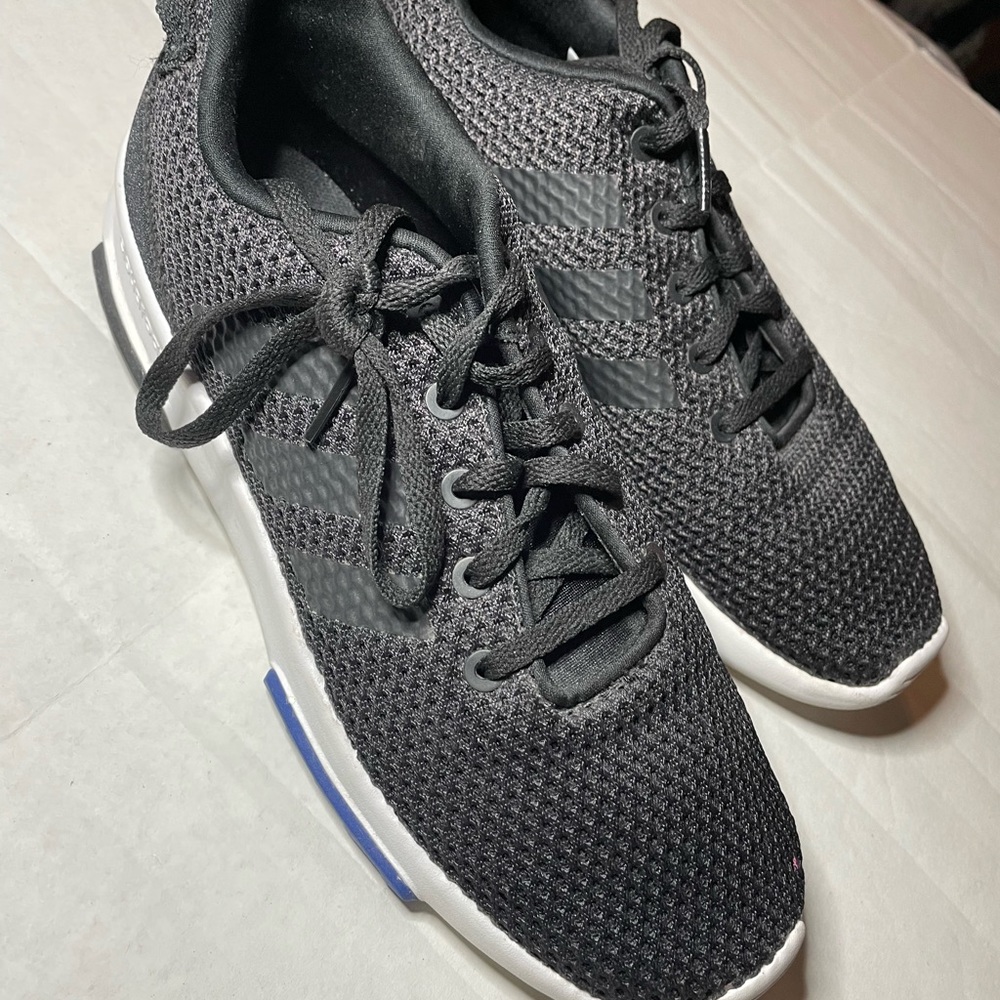 Little boys black adidas tennis shoes, size 5 boys